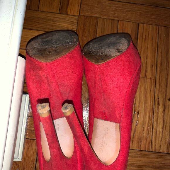 High heel peep toe! I would say these are about 5 inches high. - Picture 3 of 5